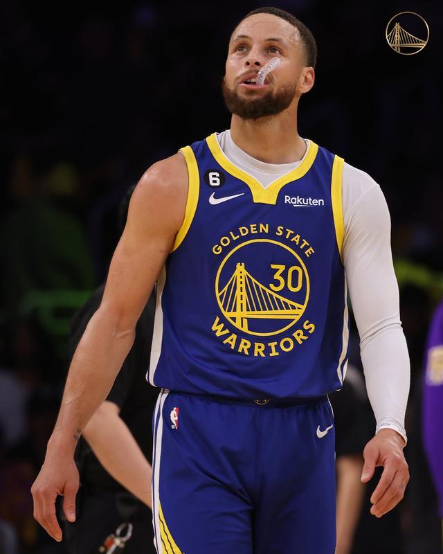 直播吧中超最佳｜克雷桑：我经常加练任意球 感谢韩导帮我减压