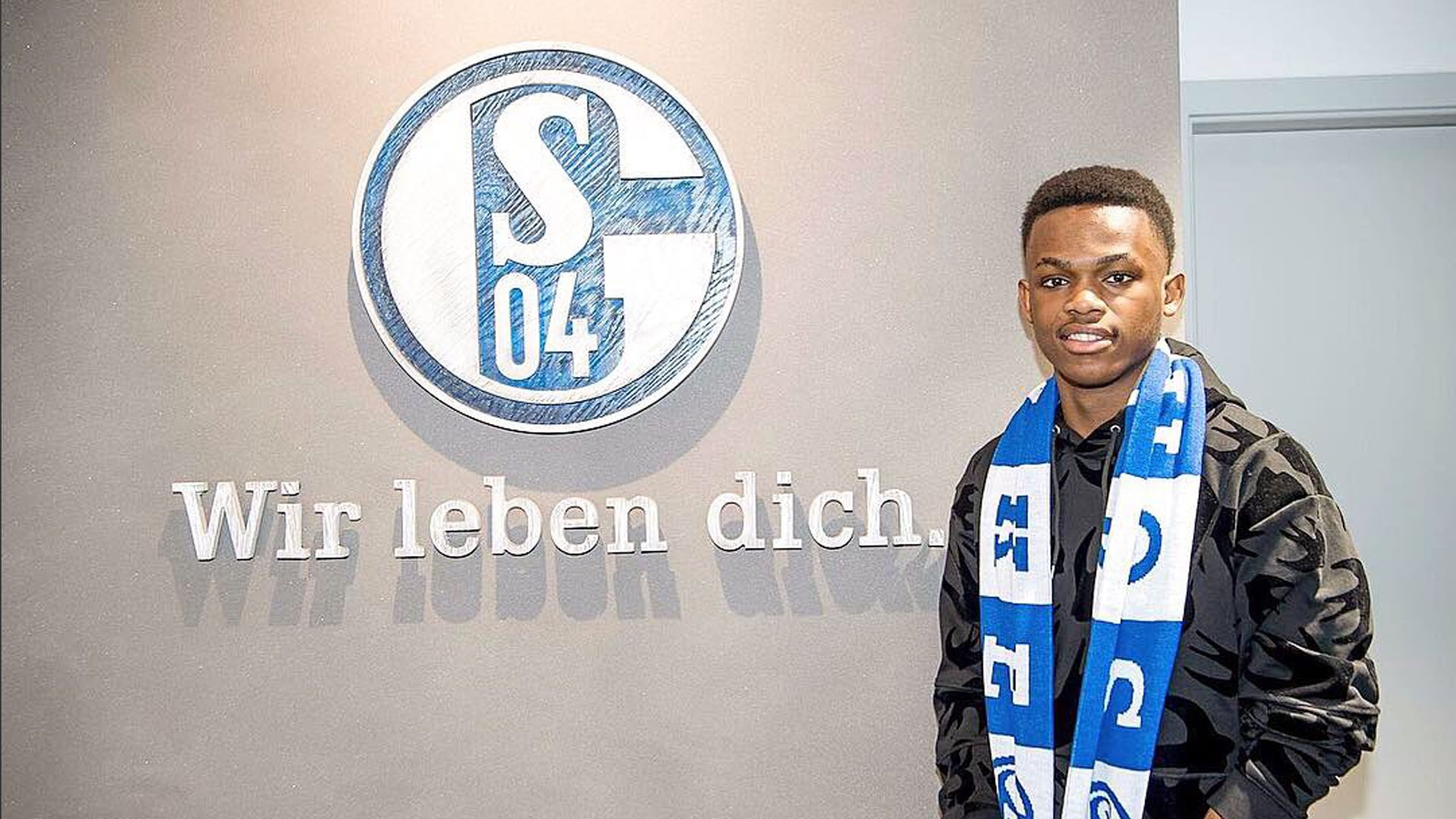 为他重返赛 为他重返赛